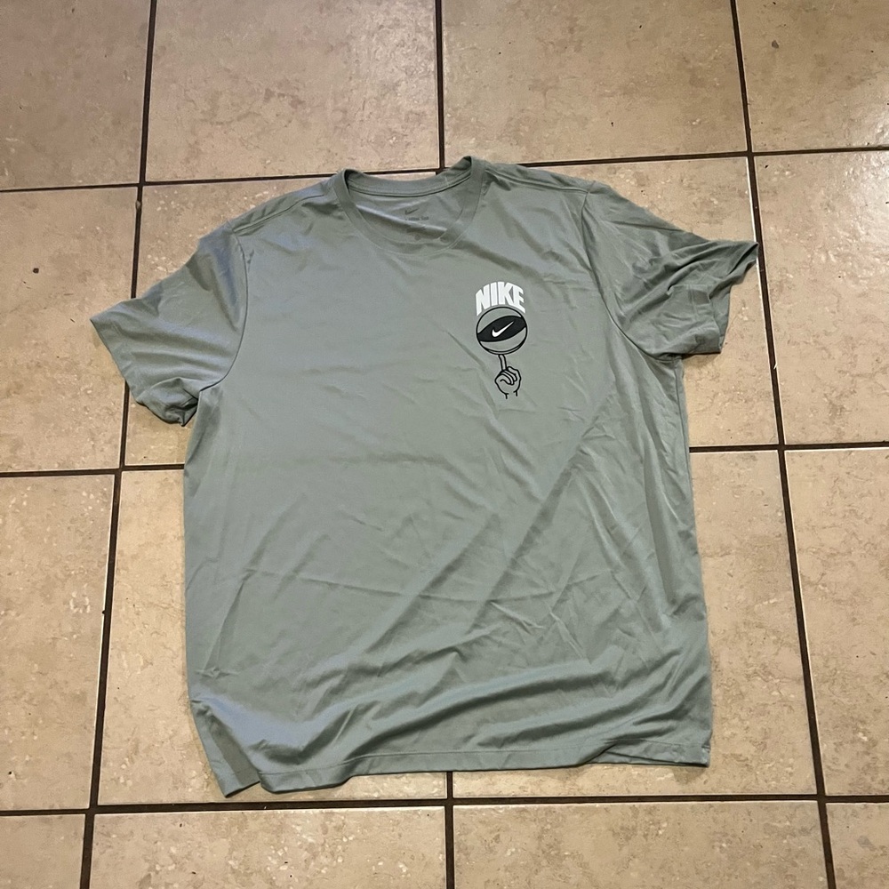 Nike Men's Dri-FIT Icon Basetball Graphic T-Shirt Size XXL